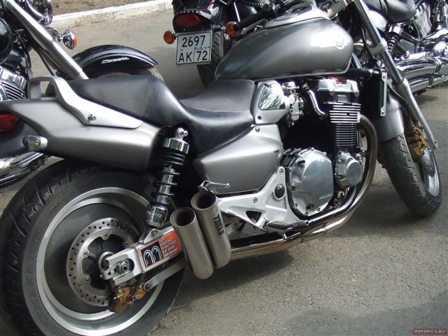 Auspuff honda x4